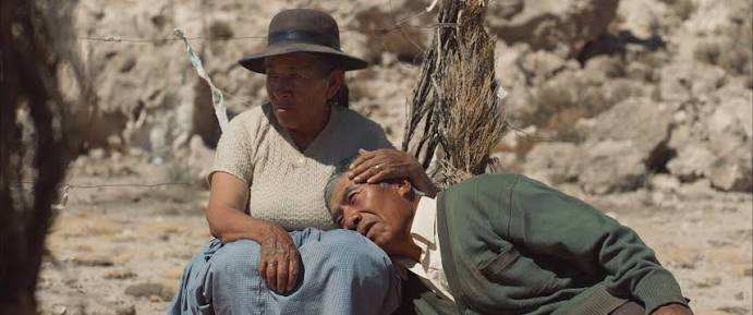 Virginio y Sisa en el altiplano boliviano en Utama, película sobre crisis climática y comunidades quechuas.