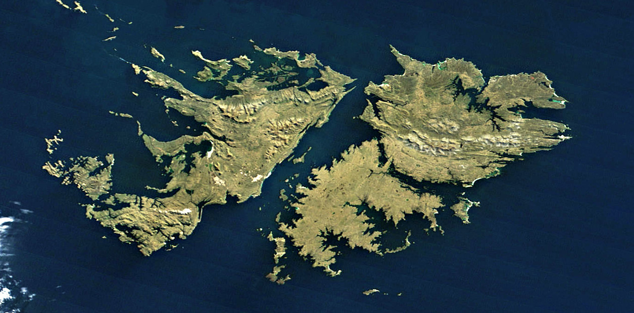 Vista satelital de las Islas Malvinas, en el Atlántico Sur. La disputa de soberanía entre Argentina y el Reino Unido continúa abierta.